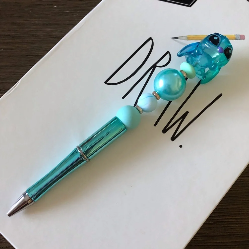Disney Doorables: lilo & Stitch: Stitch handmade beaded pen